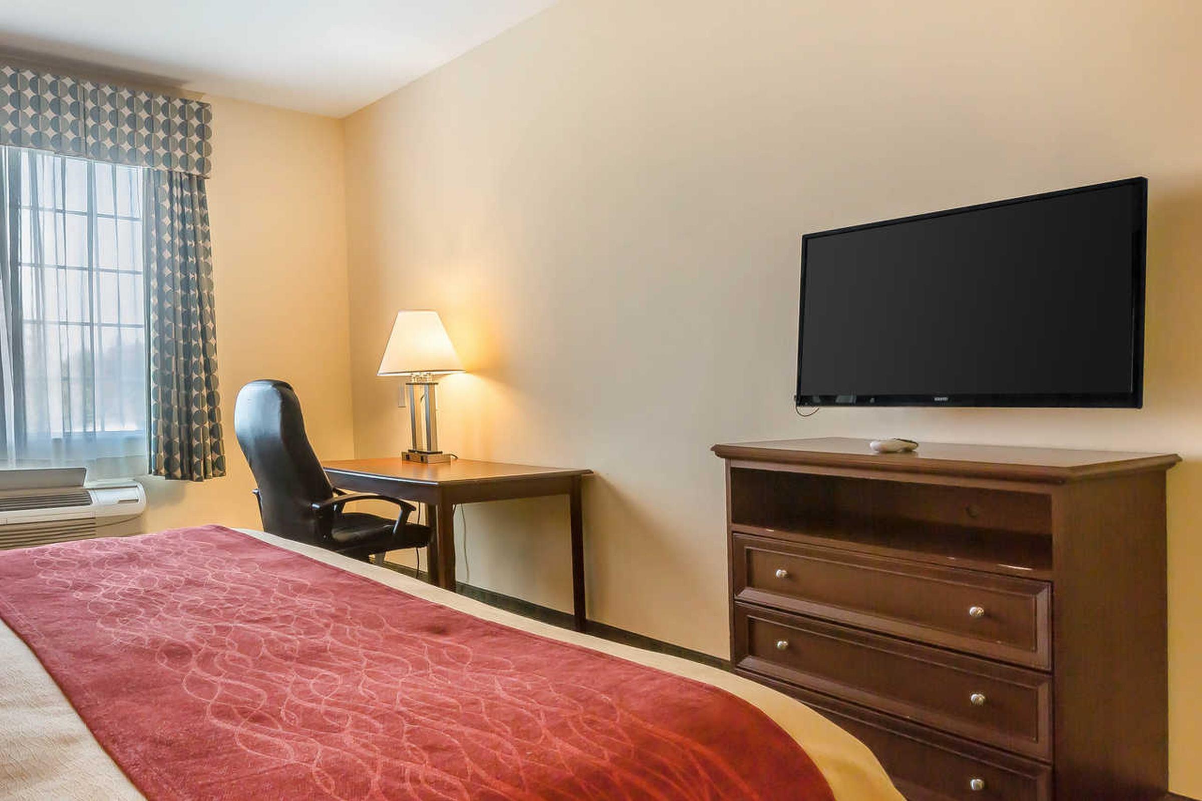 Comfort Inn & Suites Villa Rica Exterior photo